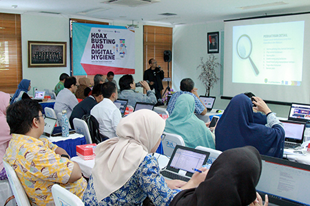 Pelatihan Deteksi Hoax Bersama Aliansi Jurnalis Independen dalam Halfday Basic Workshop  