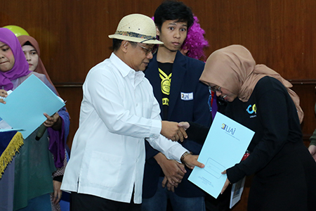 UAI Enterprsing Award dalam Perayaan Milad UAI ke-19