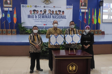 UAI Hadiri Seminar Nasional dan Penandatanganan Nota Kesepahaman dengan Universitas Majalengka