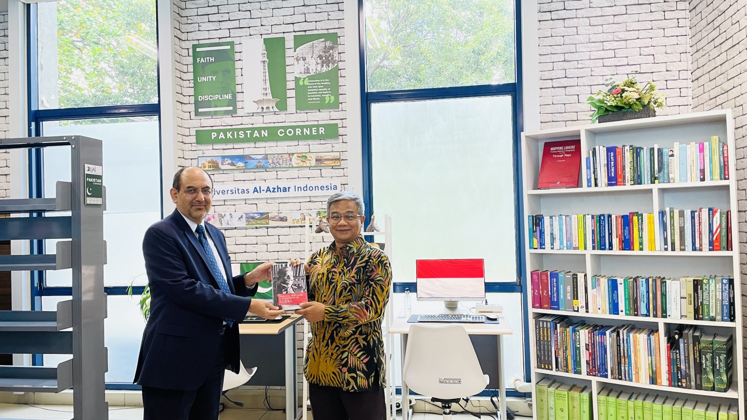 The Ambassador of Embassy of Pakistan Jakarta Invigorated Cooperation with UAI In Latest Visit