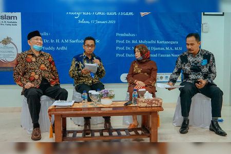 Bedah Buku Integrasi Ilmu dan Islam : Pentingnya Memahami Islamisasi Ilmu