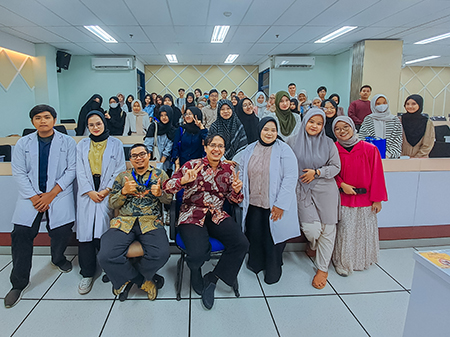 Asyiknya Bereksperimen Kultur Jaringan Kubis Bersama Prodi Biologi (Bioteknologi) UAI di Kelas Tematik “Mengenal Dunia Kultur Jaringan Tumbuhan” 